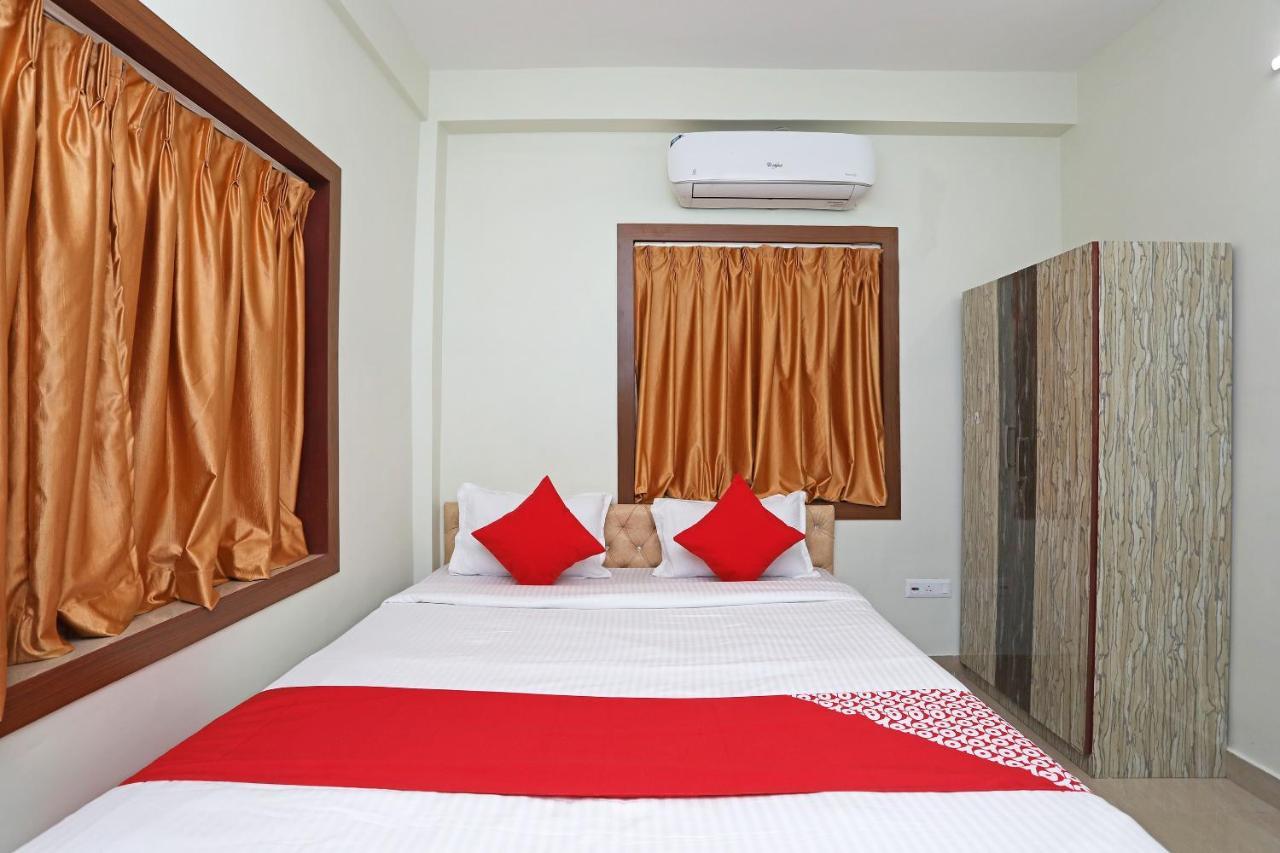 OYO 17187 Urban Casa Hotel Kolkata Bagian luar foto