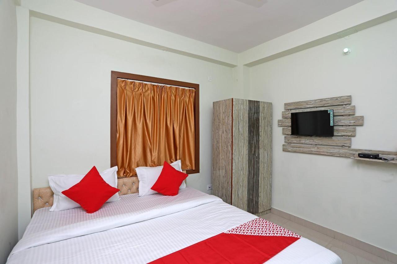 OYO 17187 Urban Casa Hotel Kolkata Bagian luar foto